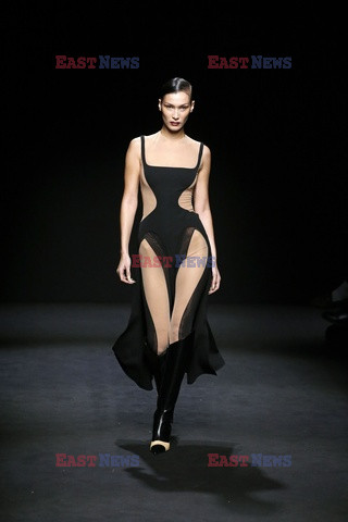 Mugler