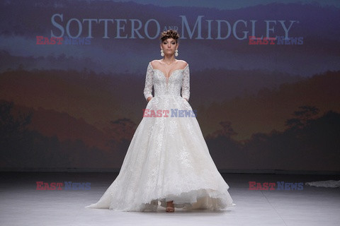 Barcelona, Maggie Sottero