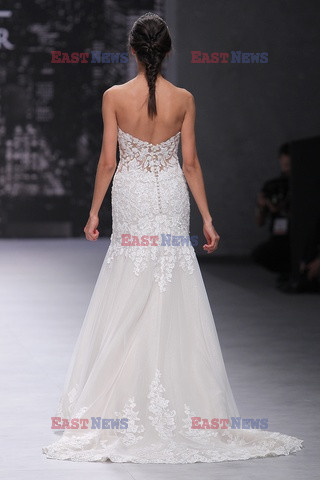 Barcelona, Mori Lee