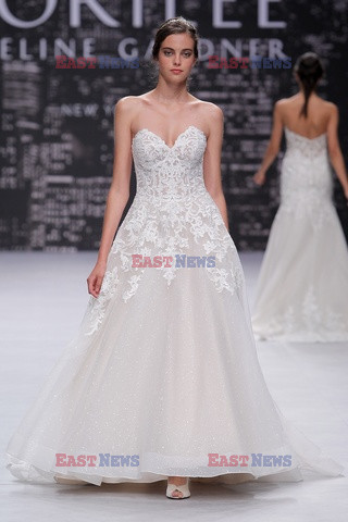 Barcelona, Mori Lee