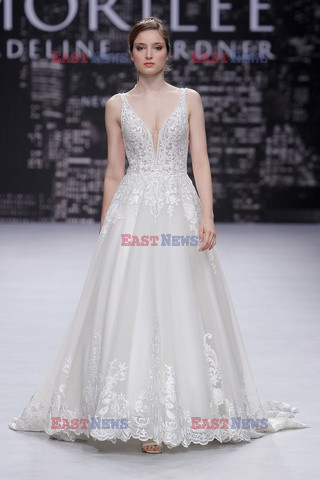 Barcelona, Mori Lee