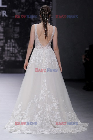 Barcelona, Mori Lee