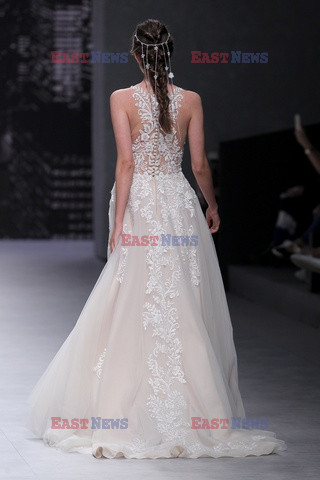 Barcelona, Mori Lee