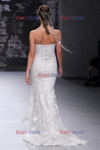 Barcelona, Mori Lee