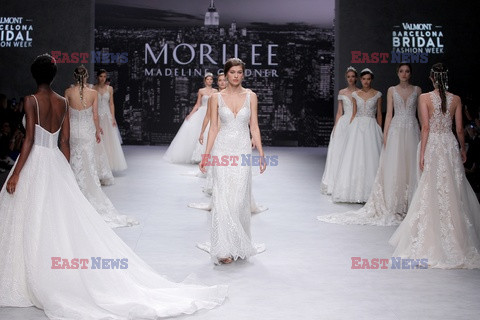 Barcelona, Mori Lee