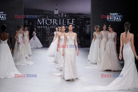 Barcelona, Mori Lee