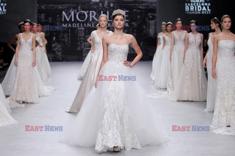 Barcelona, Mori Lee