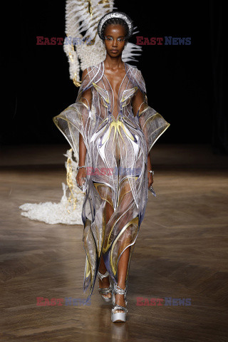 Iris Van Herpen LB