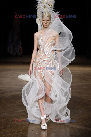 Iris Van Herpen LB