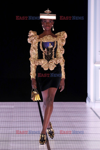 Moschino LB