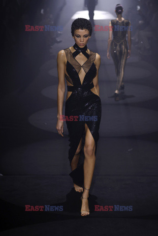 Julien MacDonald LB