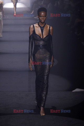 Julien MacDonald LB