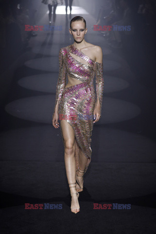 Julien MacDonald LB