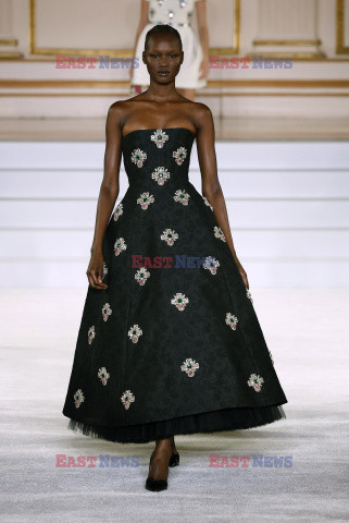 Carolina Herrera LB