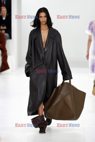 Loewe LB