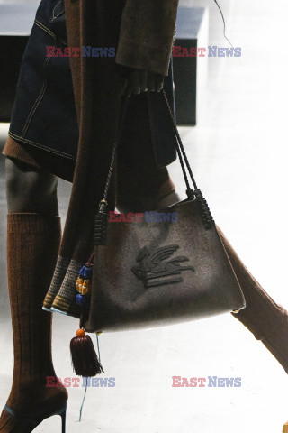 Etro details