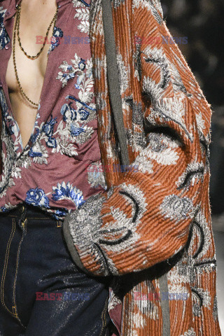 Etro details