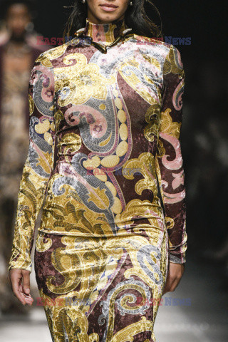 Etro details