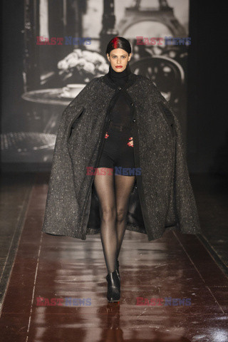 Zang Toi