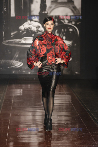 Zang Toi