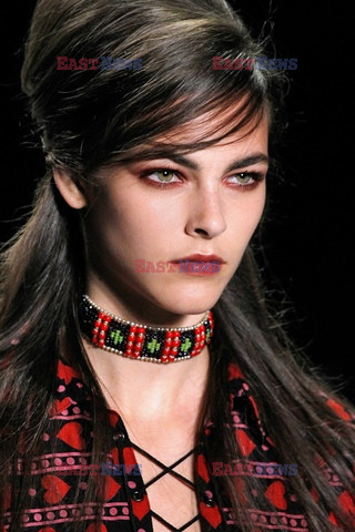 Anna Sui details