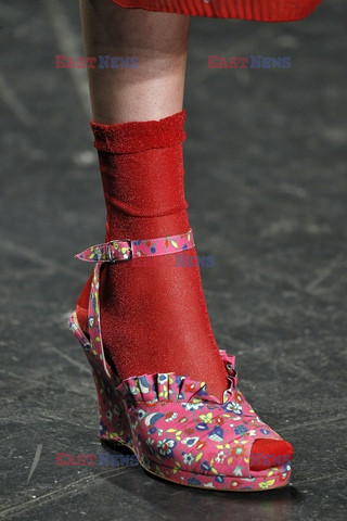 Anna Sui details