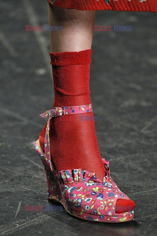 Anna Sui details