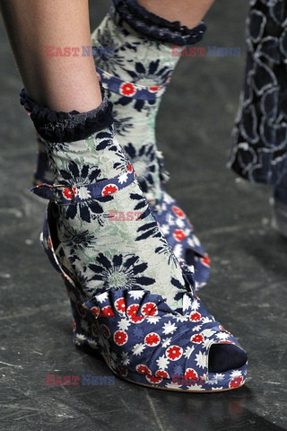 Anna Sui details