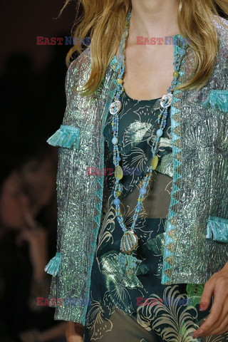 Anna Sui details