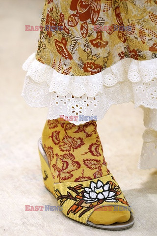 Anna Sui details