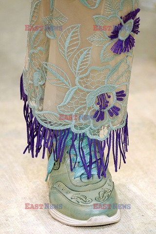 Anna Sui details