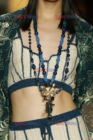 Anna Sui details