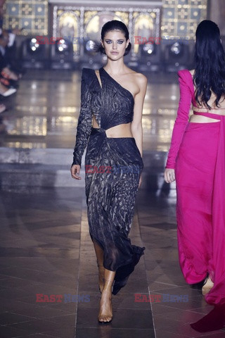 Julien Macdonald LB