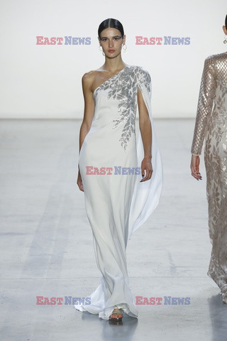 Tadashi Shoji