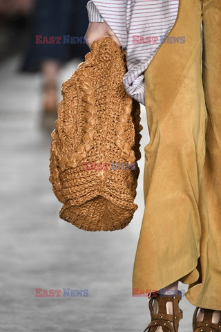 Alberta Ferretti details