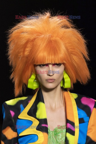 Jeremy Scott details detale