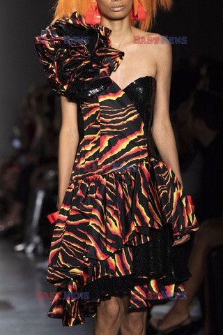 Jeremy Scott details detale