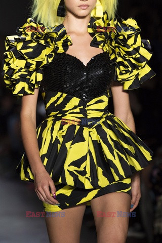 Jeremy Scott details detale