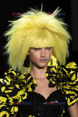 Jeremy Scott details detale