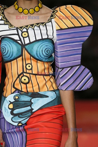 Moschino details