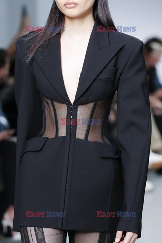 Mugler