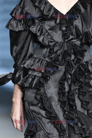 Preen details