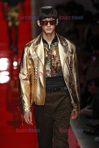 DSQUARED2