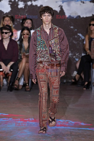 Etro LB