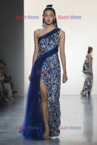 Tadashi Shoji