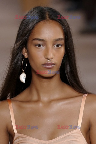 Alberta Ferretti beauty