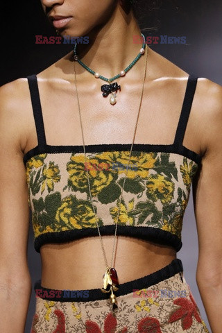 Dior details