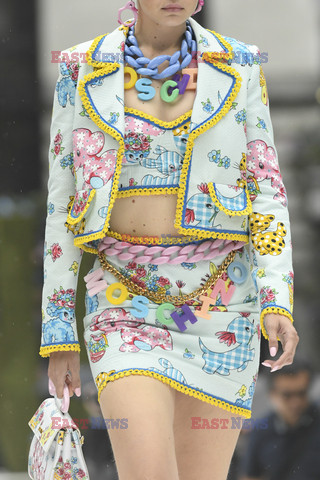 Moschino detail