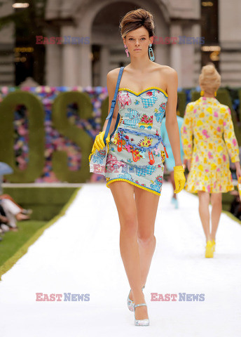 Moschino LB