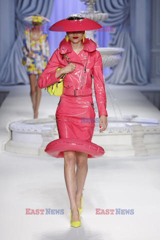 Moschino LB